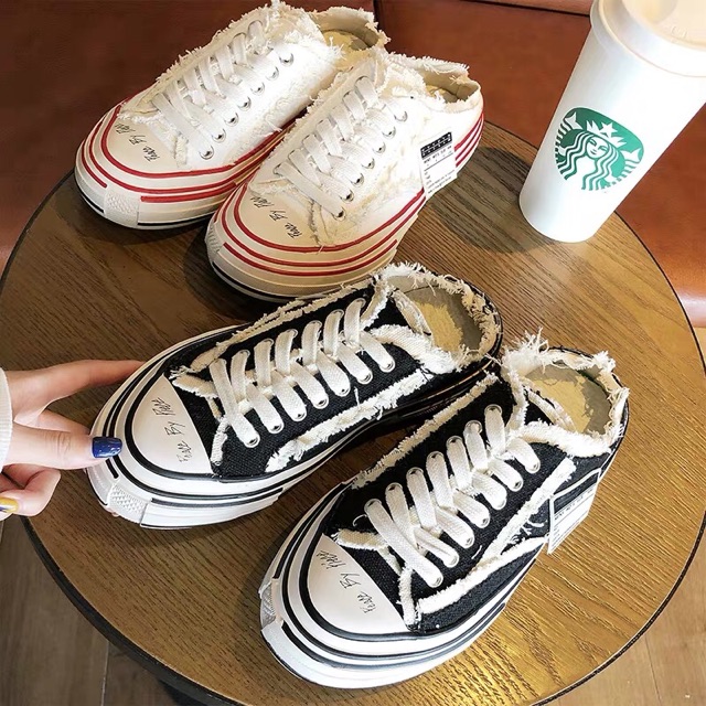 Giày sục thể thao tua rua