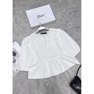 Áo peplum trắng viền ren