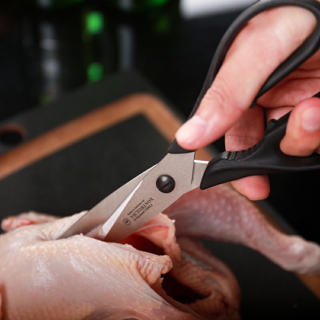 Kéo làm bếp đa năng Victorinox, kéo cắt thịt, mổ cá