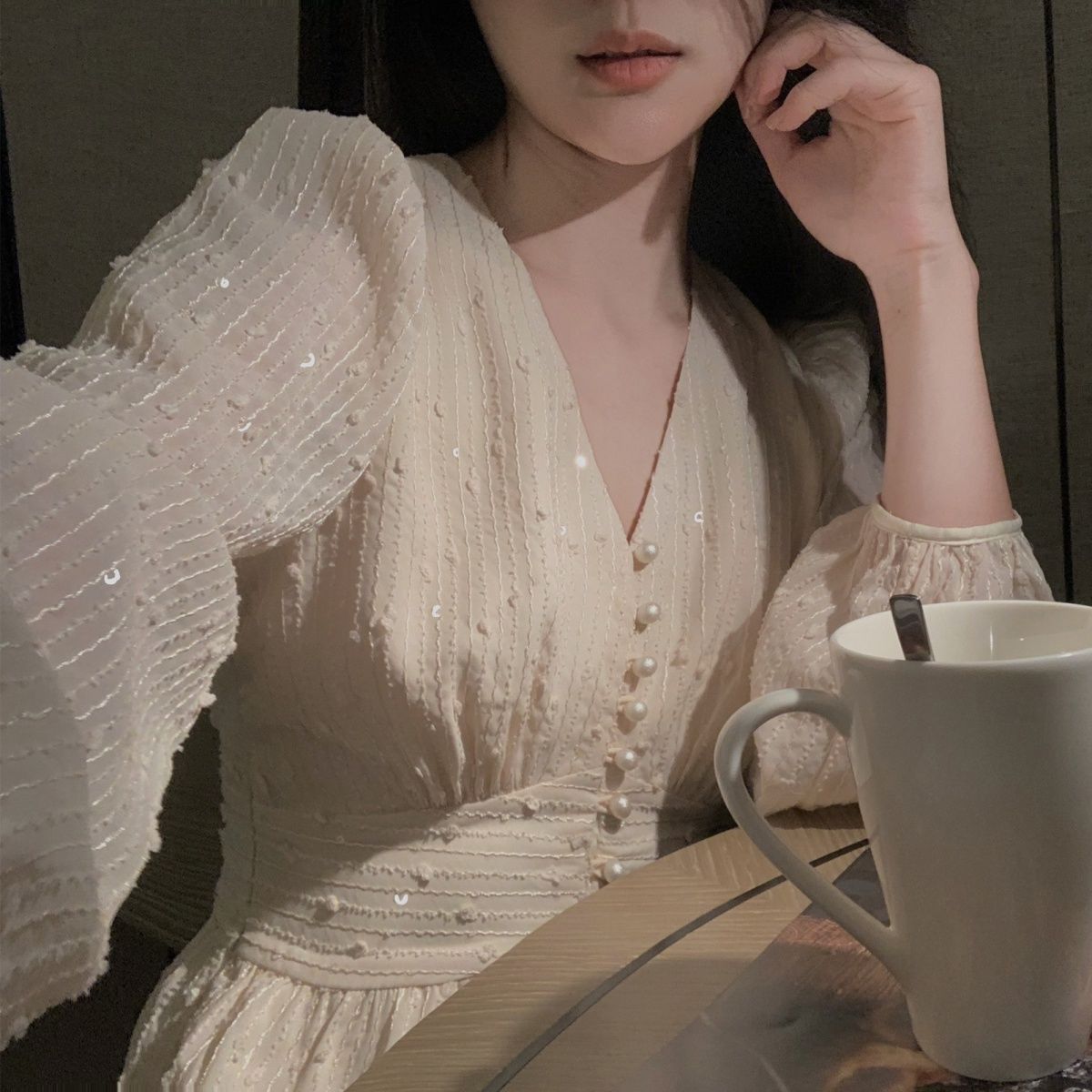 Autumn new apricot long-sleeved V-neck dress women | BigBuy360 - bigbuy360.vn