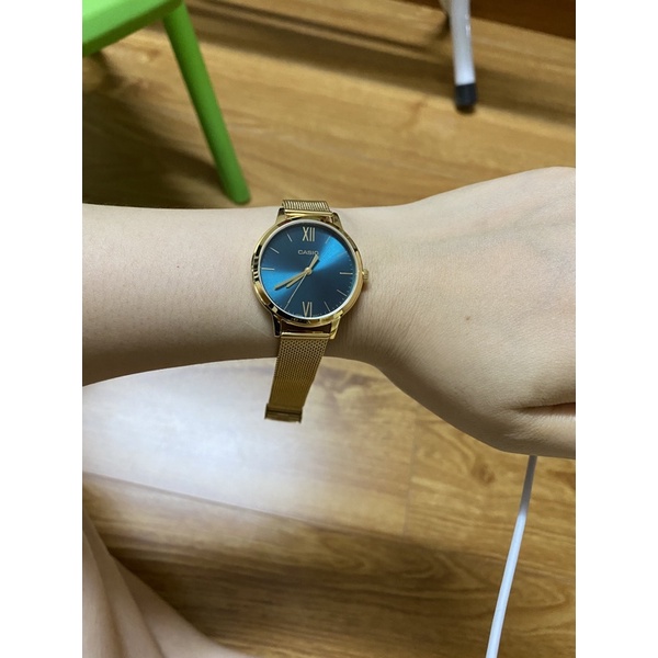 Đồng hồ Casio nữ mạ vàng