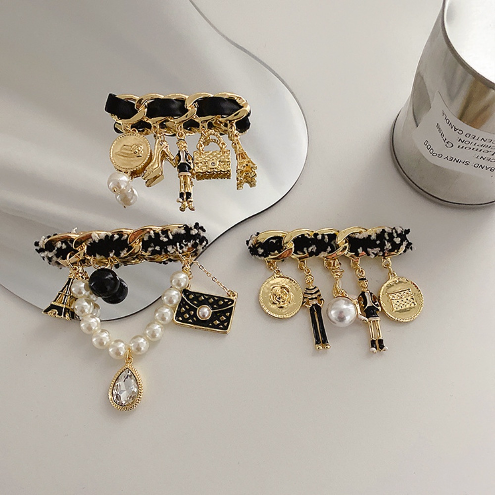 Ghim Cài Áo Kim Loại Đính Ngọc Trai Họa Tiết Hoạt Hình Chống Trượt Phong Cách Retro