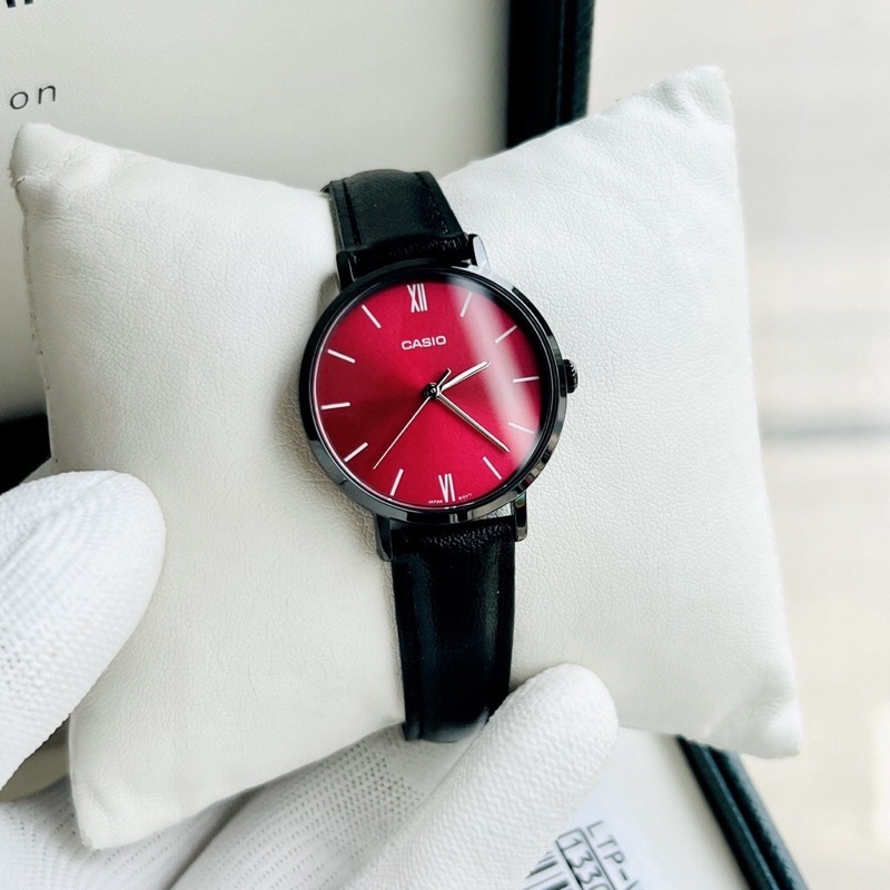 Đồng hồ nữ dây da Casio LTP VT02BL