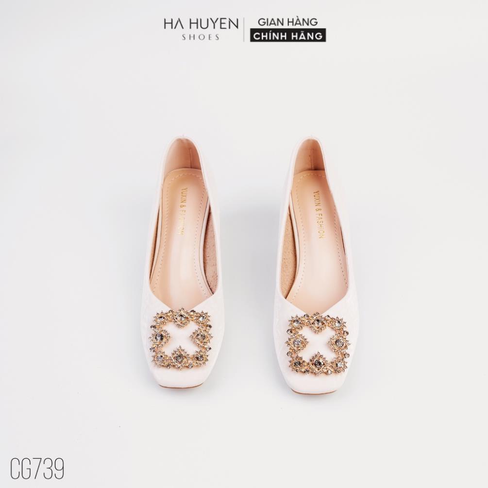 Giày cao gót mũi tròn Hà Huyền Shoes gót vuông 4 phân nhung sần đính đá sang trọng - CG739 $$