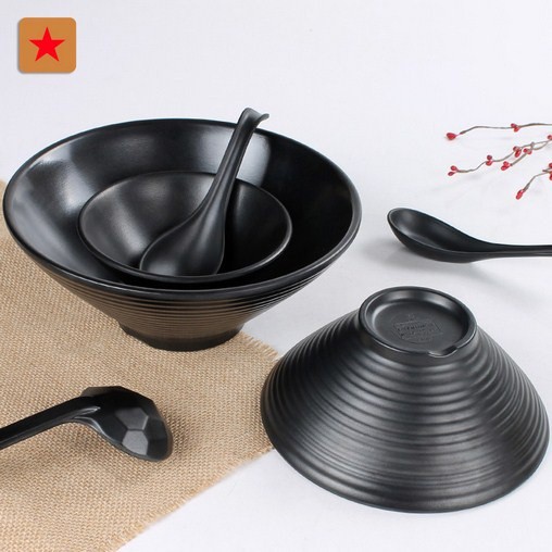 Tô bán mì bún phở size vừa màu đen hình tam giác kiểu Hàn Quốc 17cm LJB007