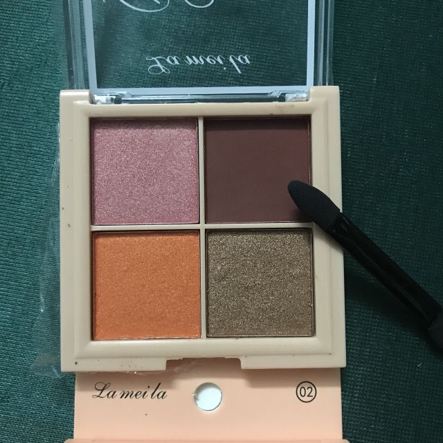 Bảng phấn mắt Lameila 4 ô Grid Eye Shadow