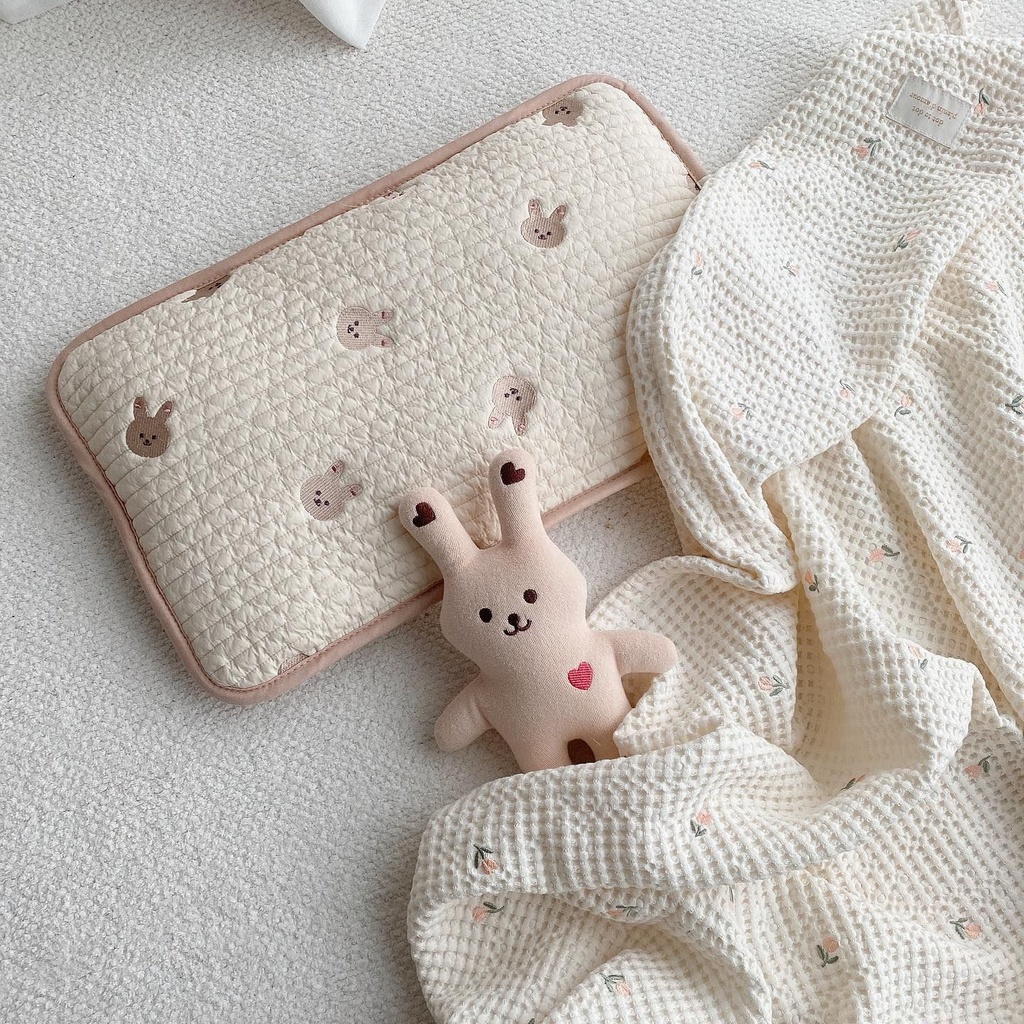 Gối Cotton Lưới Thoáng Khí Thấm Hút Mồ Hôi Thêu Họa Tiết Xinh Xắn Cho Bé