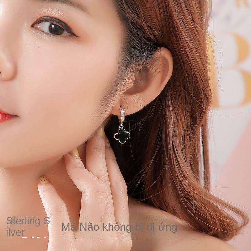 Khuyên Tai Hình Cỏ Bốn Lá Thời Trang Thanh Lịch Dành Cho Nữ