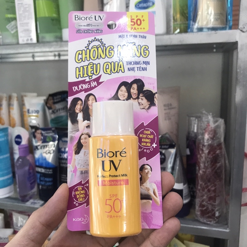 Kem Chống Nắng Biore Perfect Protect Milk Moisture SPF 50 PA+++ 25ml