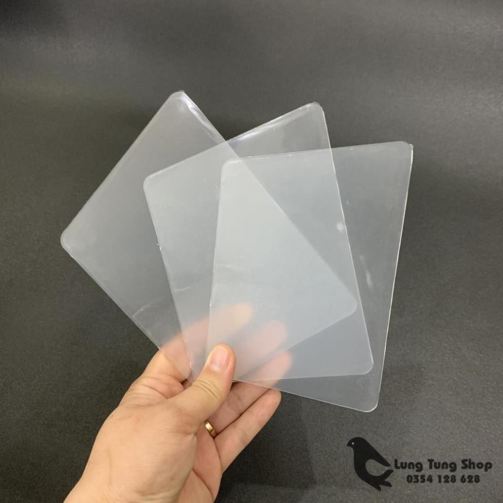 Tầm gạt nhựa dùng dán thảm trải sàn , decal và giấy dán tường