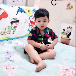 Bo ton be trai Ngoc Thuy