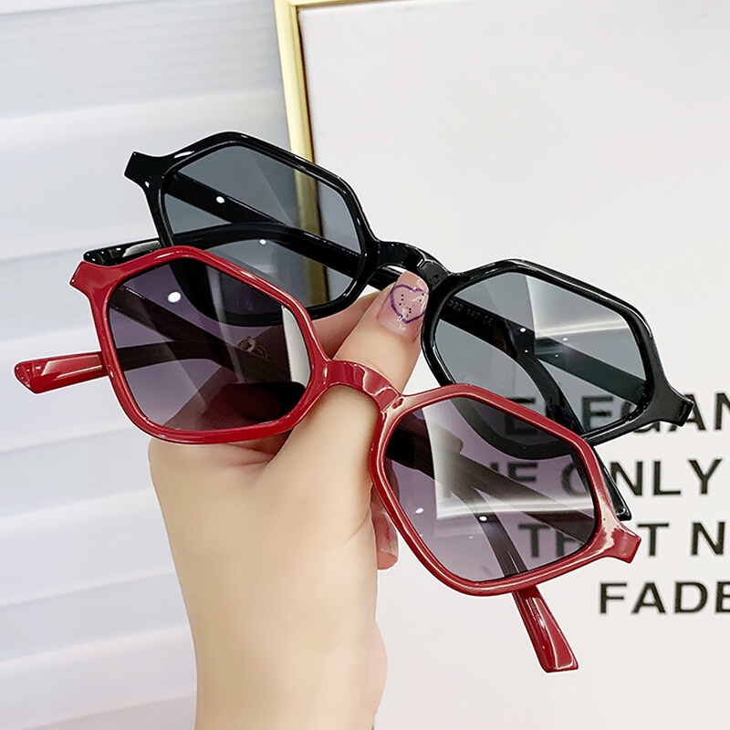 Kính Chống Nắng PTQ UV Nhiều Màu Sắc Thời Trang Dành Cho Người Lớn