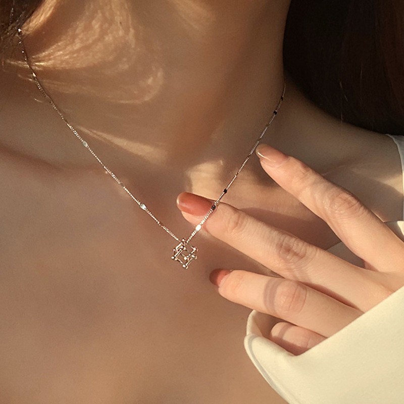 Dây chuyền mặt vuông hình học vòng cổ nữ trang sức sg