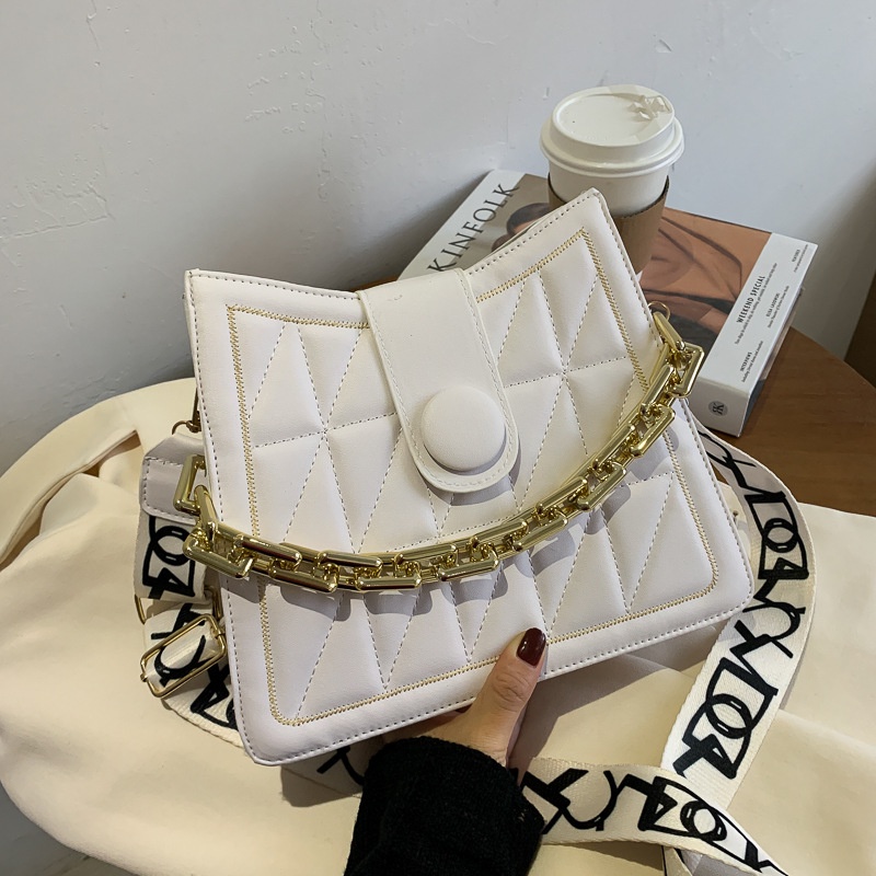 Túi Đeo Chéo Da Pu Dáng Vuông Nhỏ Phối Dây Xích Thời Trang Mùa Xuân Cho Nữ