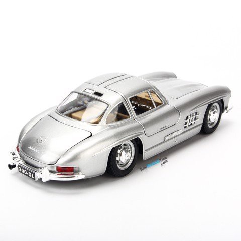 MÔ HÌNH XE MERCEDES-BENZ 300SL 1954 SILVER 1:24 BBURAGO - MH18-22023
