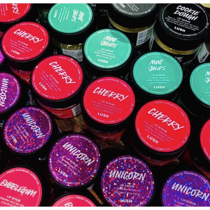 Tẩy da chết môi lush