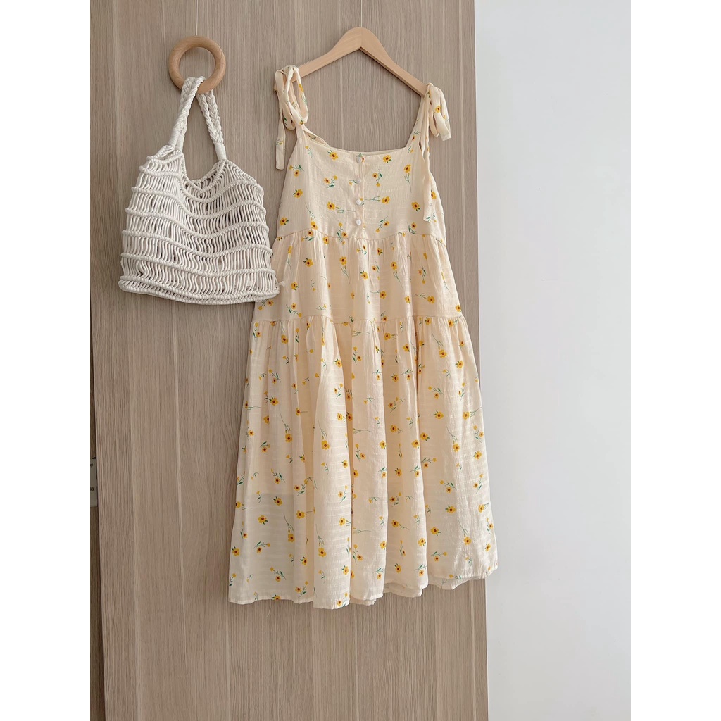 Váy đầm hai dây nơ vai hoa cúc vàng ba tầng babydoll siêu xinh loại 1