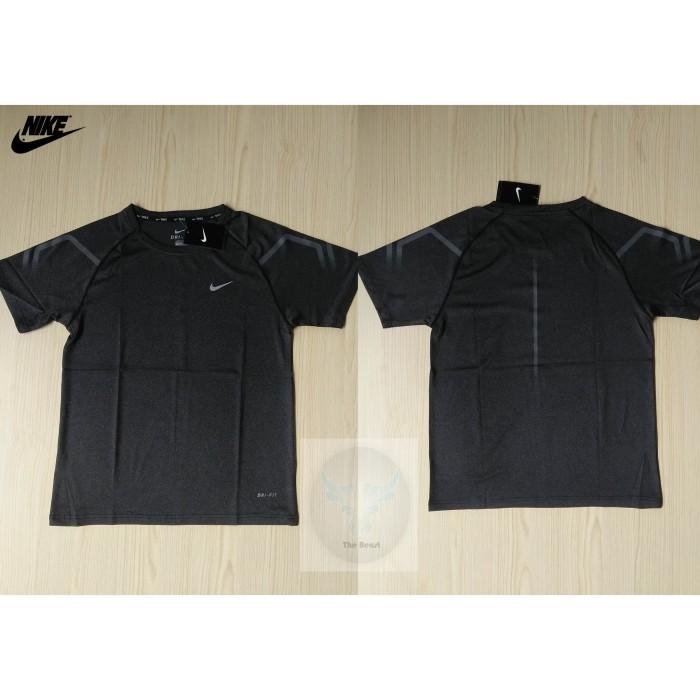 Khô Vừa Vặn | Áo Thun Thể Thao Nike Màu Đen