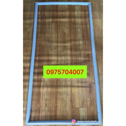 Khung Ron Gioăng Ngăn Mát Tủ Lạnh Electrolux model ETB 3500MG Loại Cài