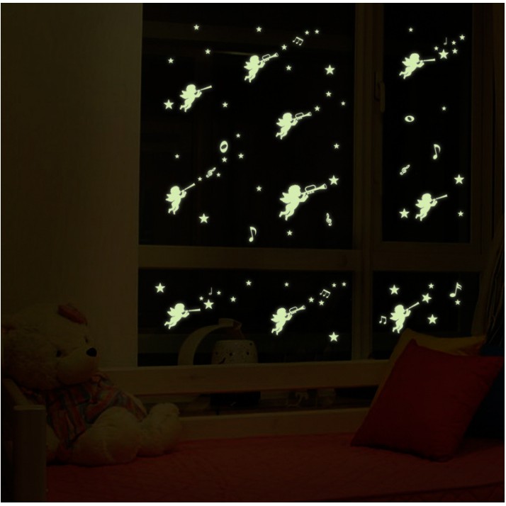 Decal trang trí tường nhiều Thiên Thần nhỏ - Dạ Quang