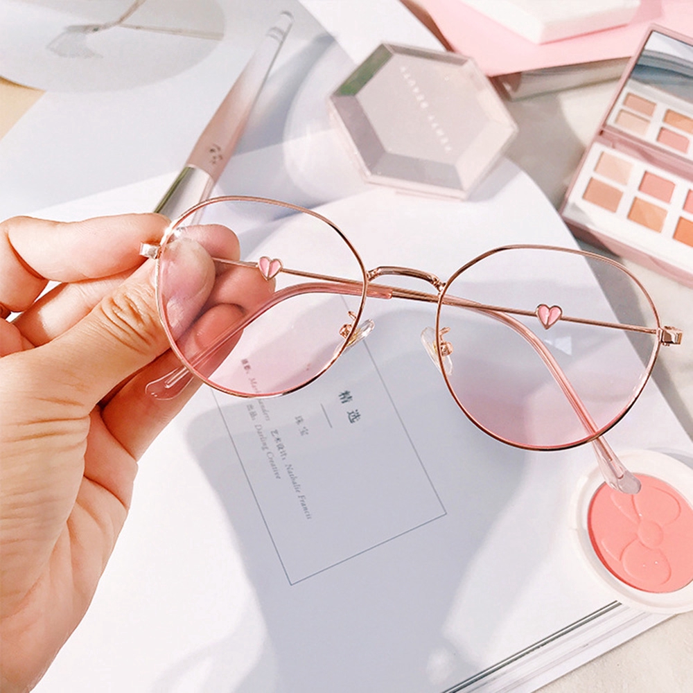 Kính Mát Gọng Trái Tim Thời Trang Cho Nữ