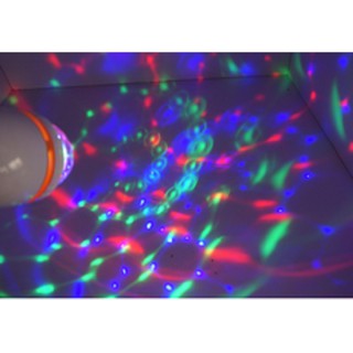 Cầu Quay Led Pha Lê 7 Màu - Đui E27