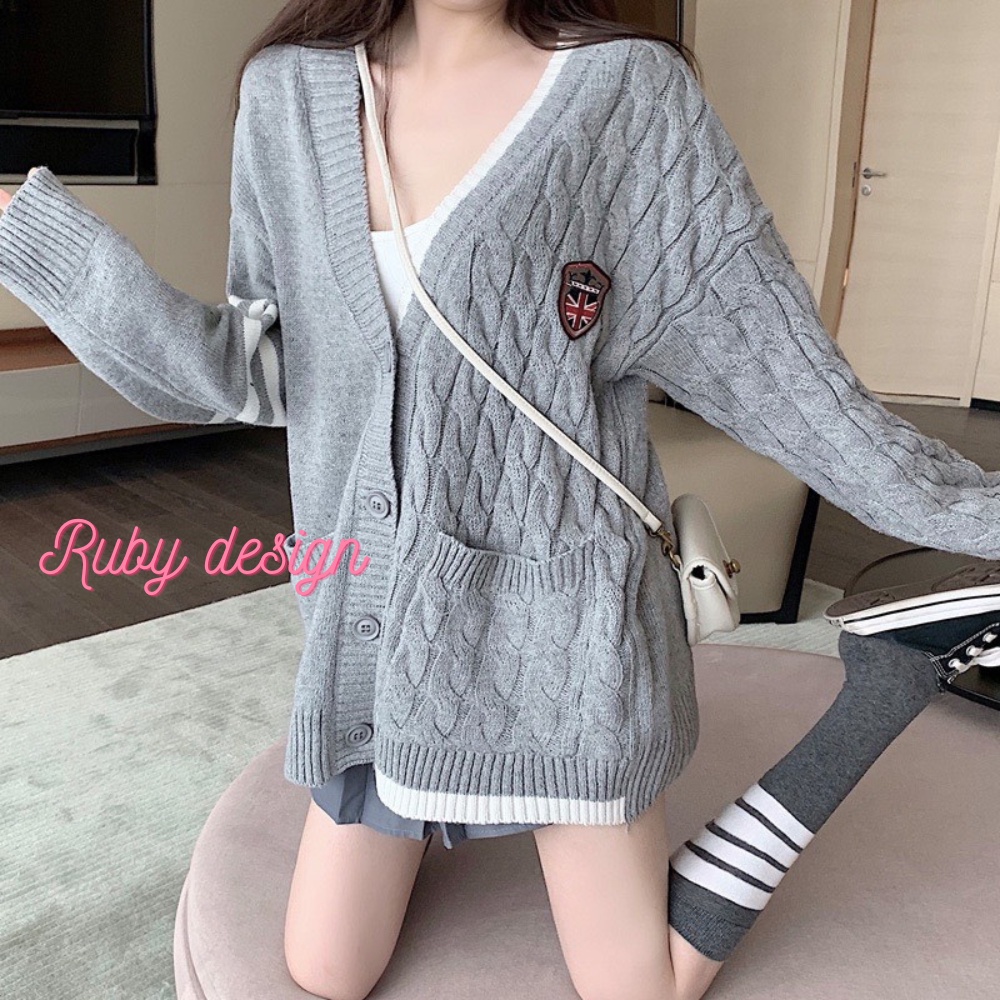 Áo Khoác Len Nữ Màu Ghi Áo Cadigan Len LoGo Form Rộng Hàng QC Phong Cách Hàn Quốc Hot Trend - Ruby design