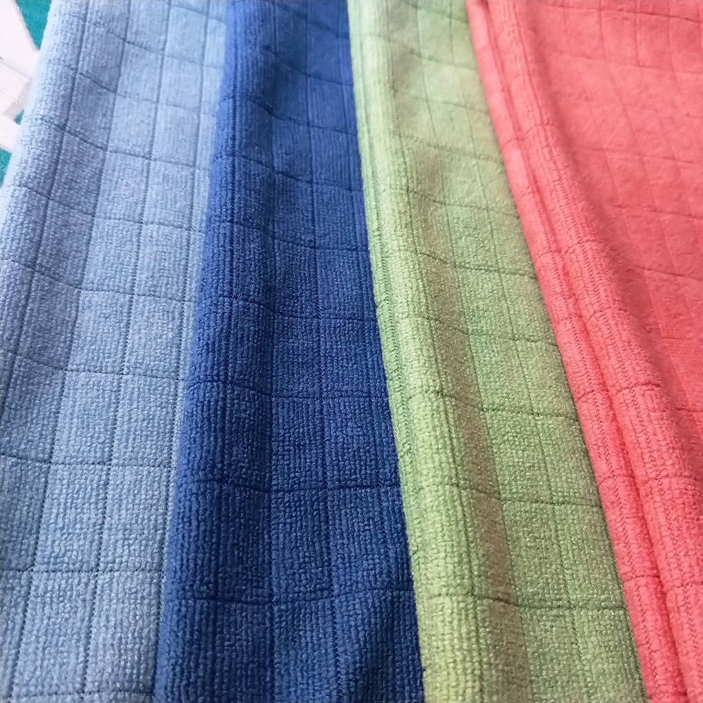 Khăn lau xe cao cấp chất liệu sợi Microfiber siêu thấm hút nhiều công dụng size lớn 50cm x 55cm