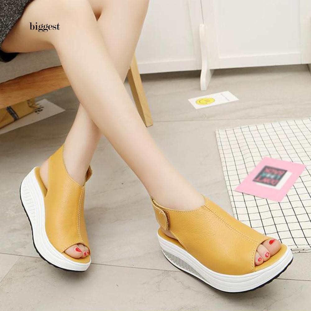 Giày sandal đế xuồng kiểu dáng hợp thời trang dành cho nữ