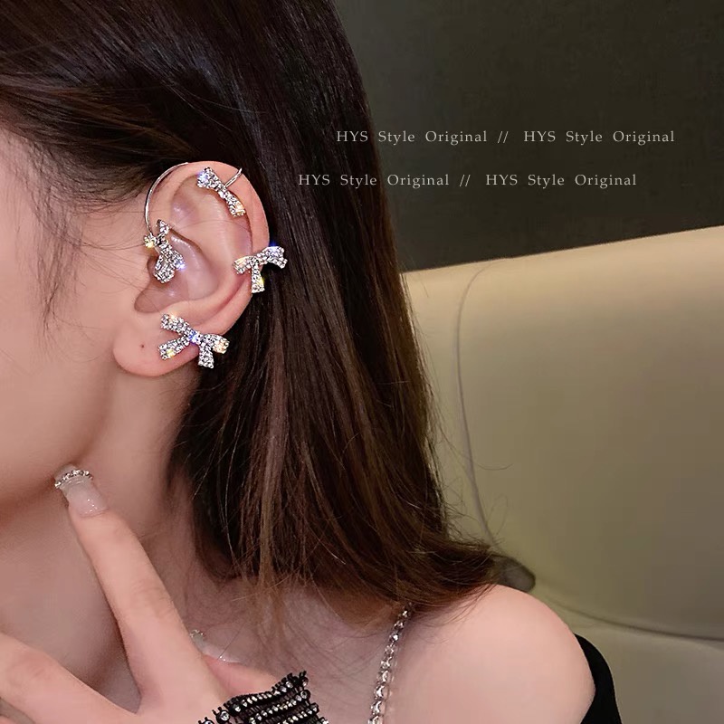 Bộ khuyên tai dáng dài phối nơ và ngọc trai thời trang xinh xắn cho nữ