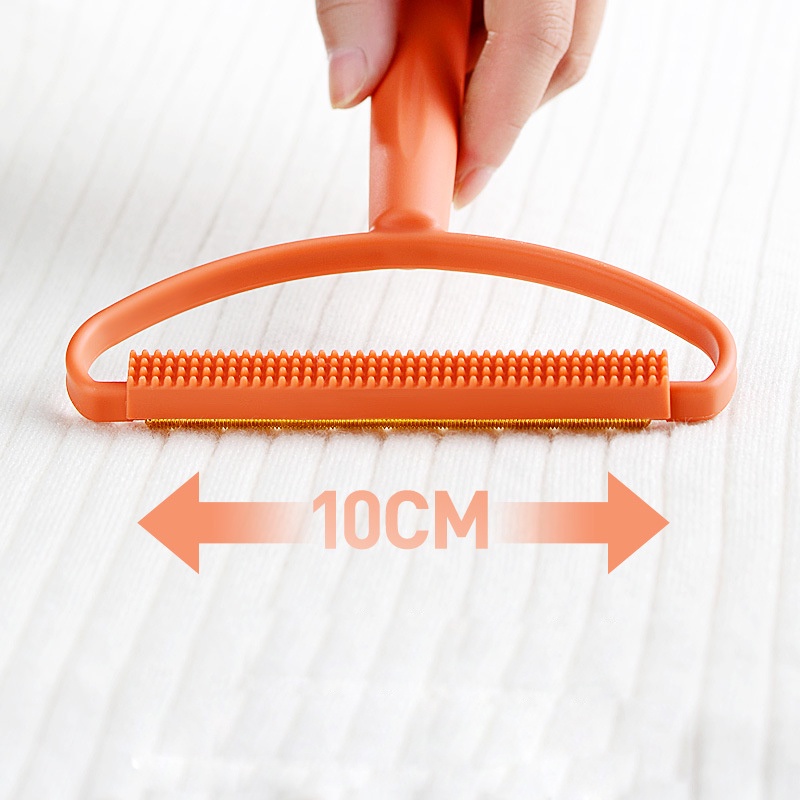 Dụng cụ làm sạch xơ vải và tóc tiện dụng cho xe hơi