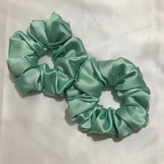 Mal scrunchies