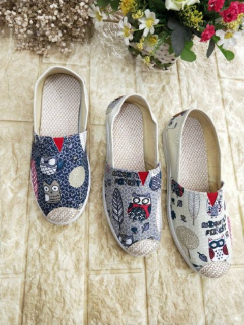 Giầy slip on hình cú dễ thương