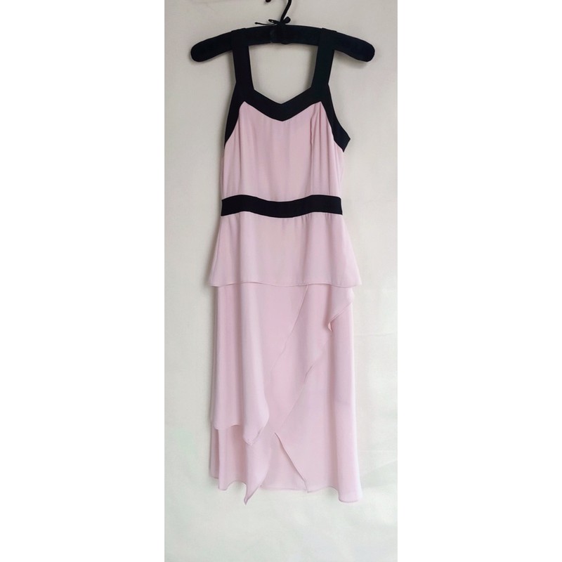 Đầm hồng Elise hoa hậu Mỹ Linh Sz S