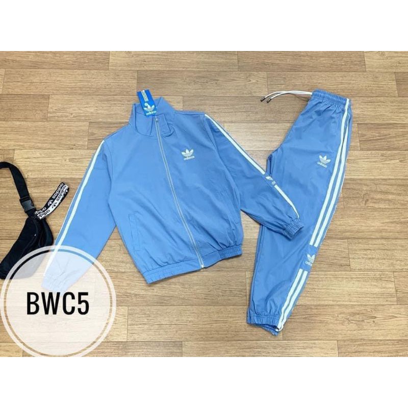 Set gió xanh màu mới