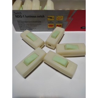 Công tắc nhót dạ quang sopoka tay bật công tắc ndq-ndq1