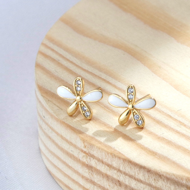 Khuyên Tai Hình Hoa Cúc Nhỏ Xinh Thời Trang Cho Bạn Gái