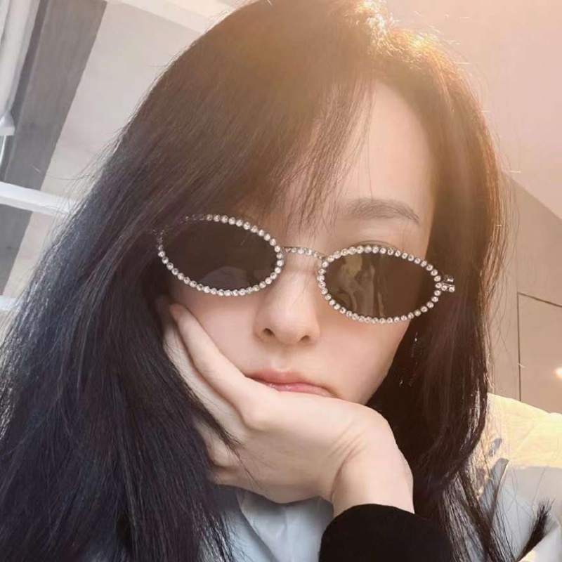 Kính Mát Gọng Oval Kim Loại Đính Đá Phong Cách Hiphop Thời Trang Hàn Quốc