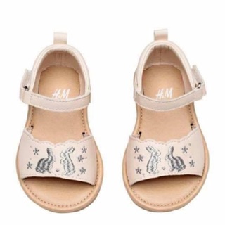 Giày H&M thêu đôi thỏ cho bé gái