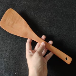 Muỗng gỗ nhãn