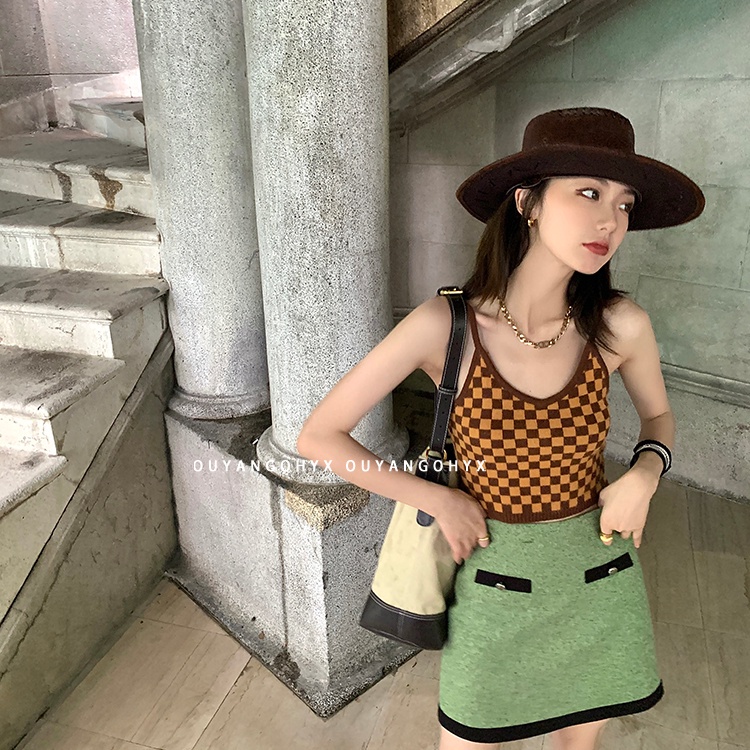 Áo lửng dệt kim cổ chữ V họa tiết sọc caro sành điệu cho nữ