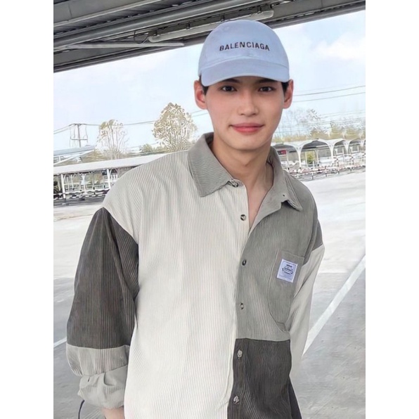 Áo Khoác Nhung CheapMoment cùng Win Metawin.O