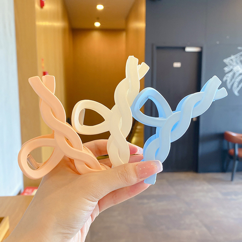 Kẹp tóc kiểu hàm cá mập tùy chọn màu sắc phong cách Hàn Quốc