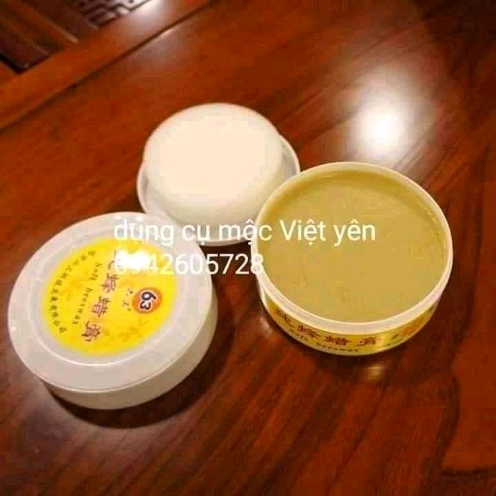 Sáp  ong đánh  bóng  gỗ