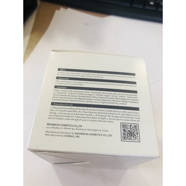 Mặt Nạ Bùn Khoáng Jee ara Charcoal Mud 220ml