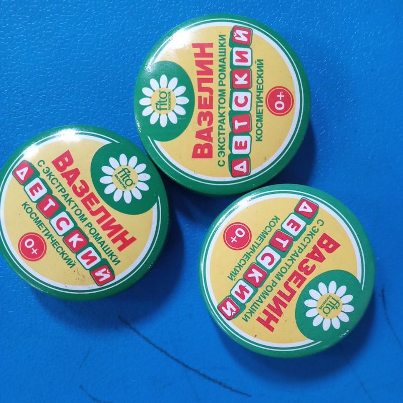 Sáp lẻ Vaselin  Nga