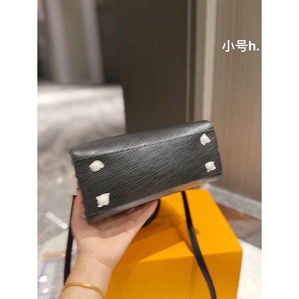 Túi xách Lv Marelle tote Bb sz 25 chất da thật