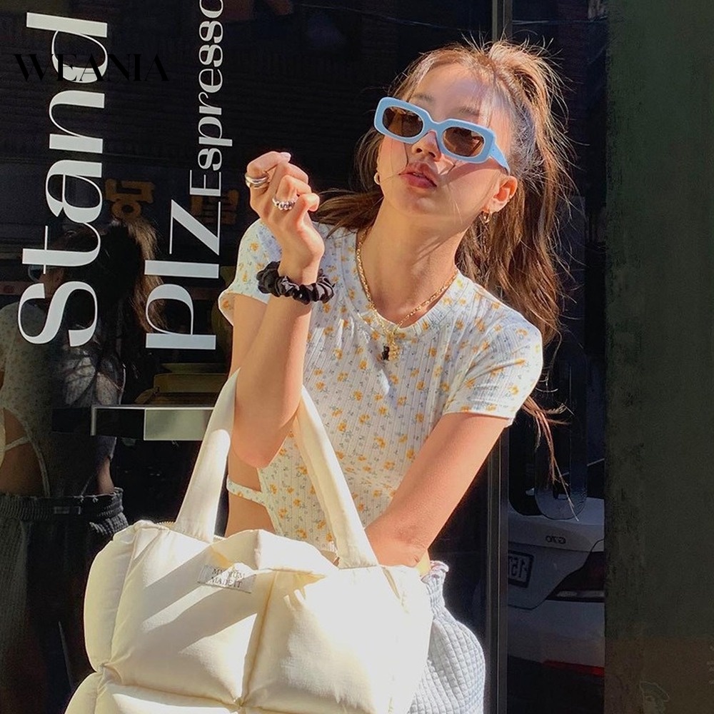 Bộ Áo Liền Quần Ngắn Tay In Hoa Dễ Thương Cho Nữ