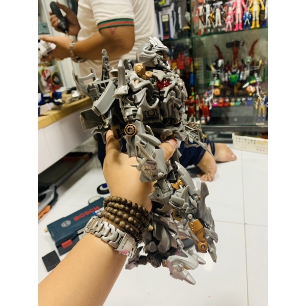 Đồ chơi Robo Transformers Masterpiece Movie Series MPM-8 Megatron