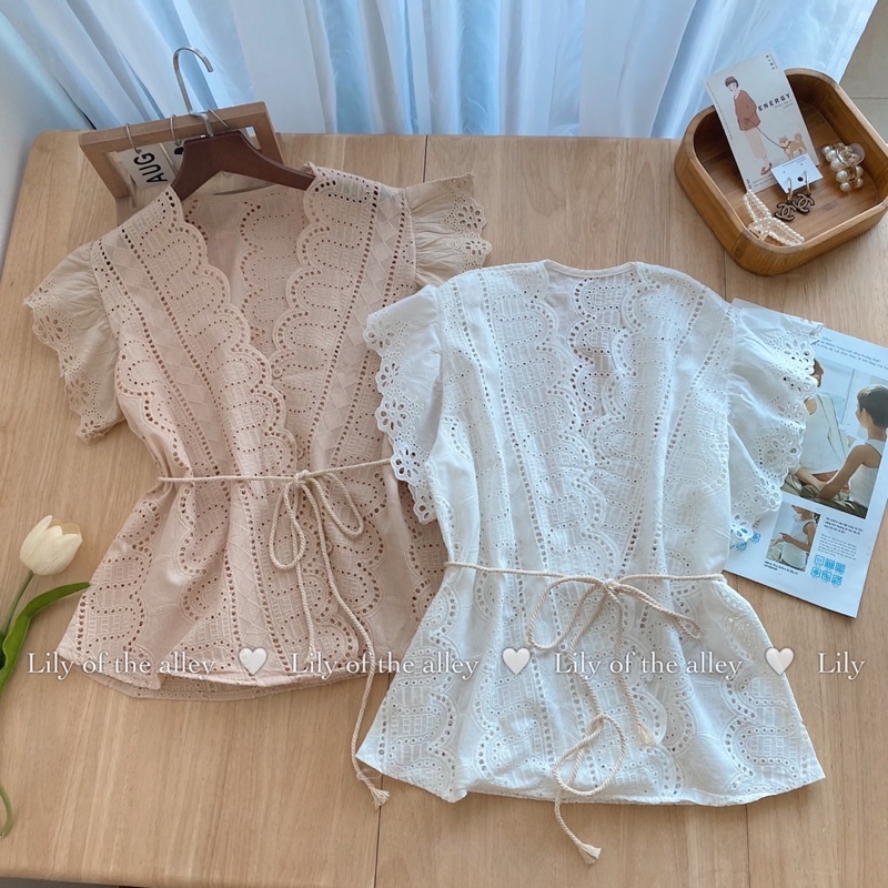 Áo sơ mi ren lỗ cánh tiên